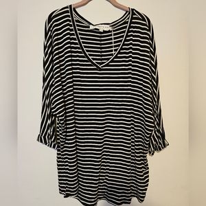 NWT celebrity pink v neck striped top